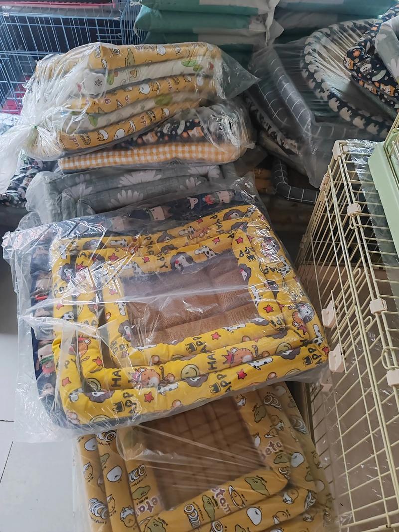 养宠日常：狗狗用品的选择与案例分析